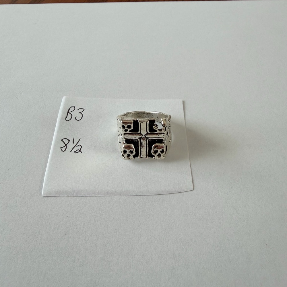 Silver Skull Cross Ring
